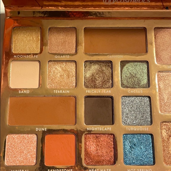 SOLD Bh Cosmetics “Desert Oasis” Palette - Picture 4 of 5